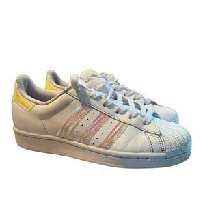 ADIDAS ORIGINALS Superstar white iridescent Youth 5, women’s size 6.5
